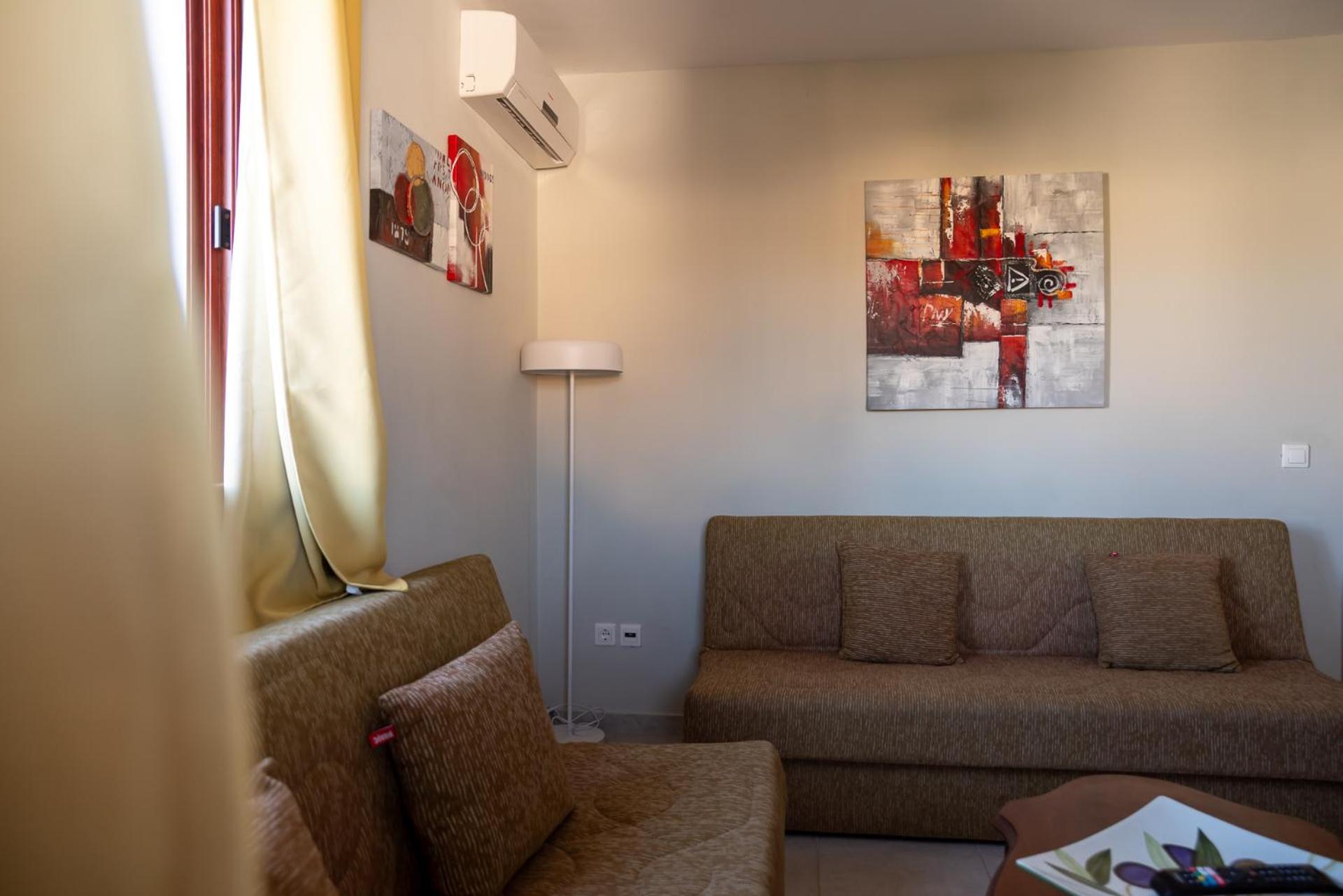 Stratos By Mroom Apartments Makrýgialos Exterior foto